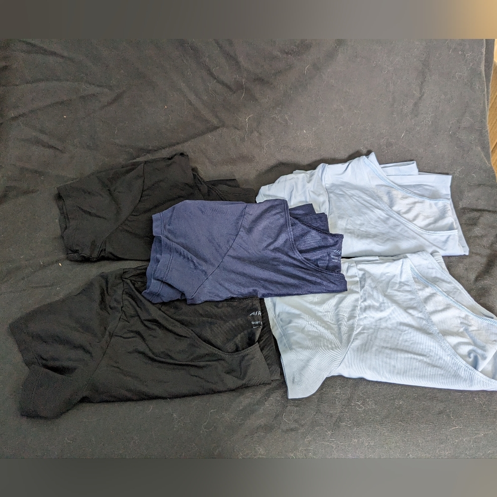 UNIQLO Airism t-shirts bundle of 6 rounded neckline size XL